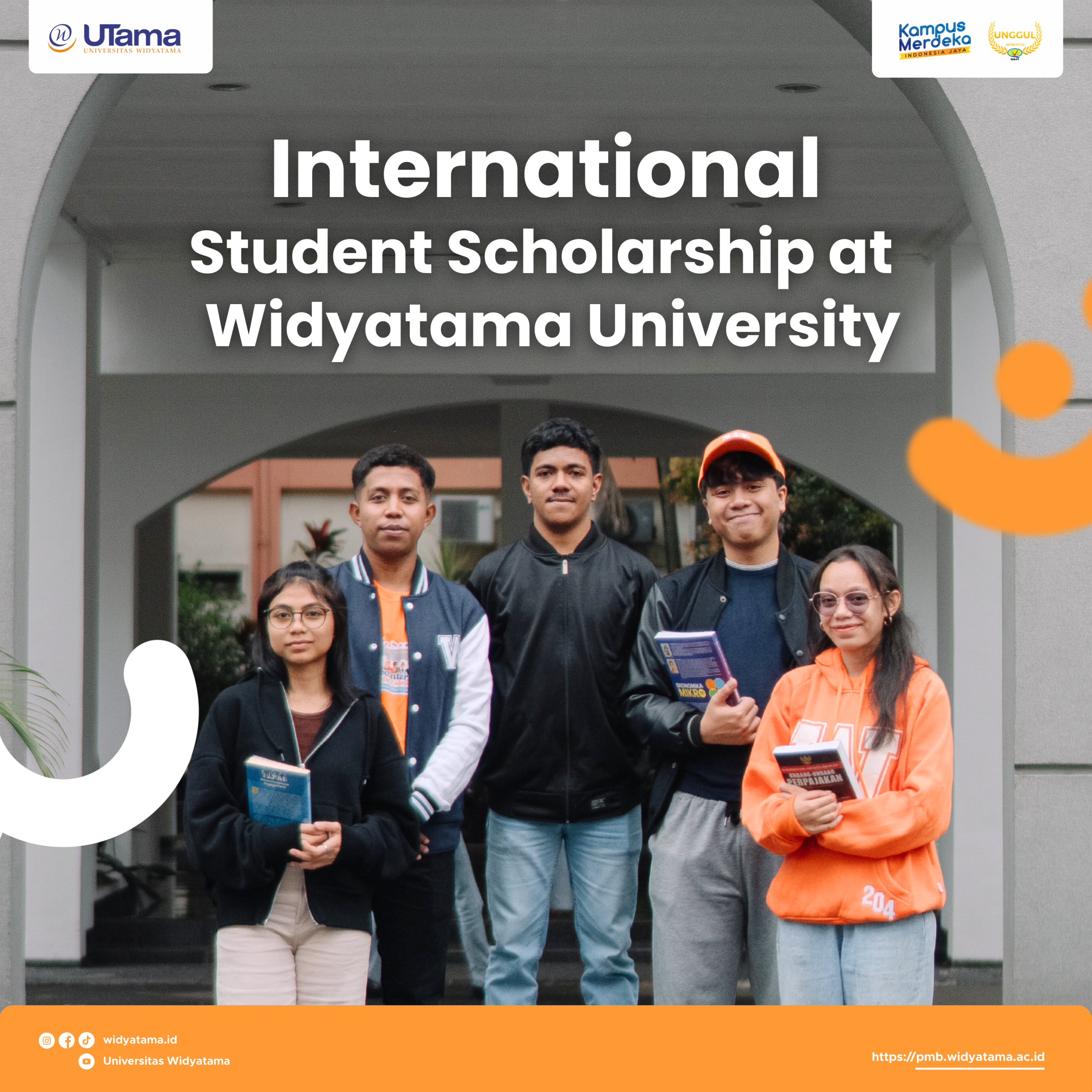 Poster International Scholarship