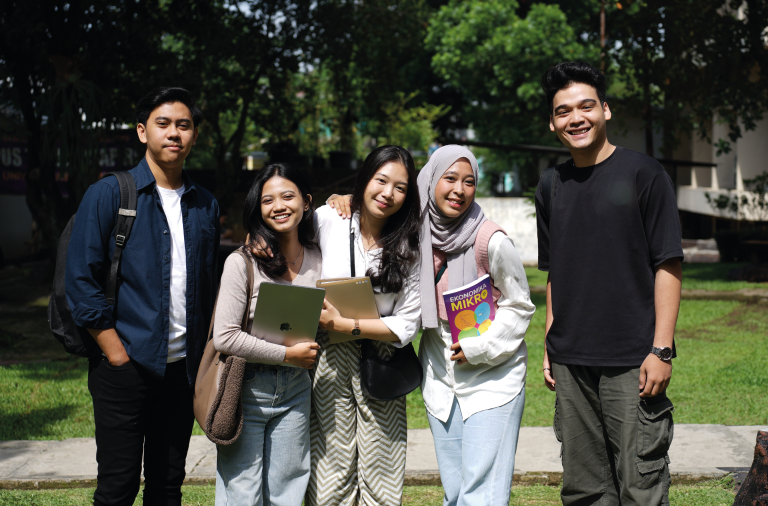 Fakultas Ekonomi dan Bisnis Universitas Widyatama